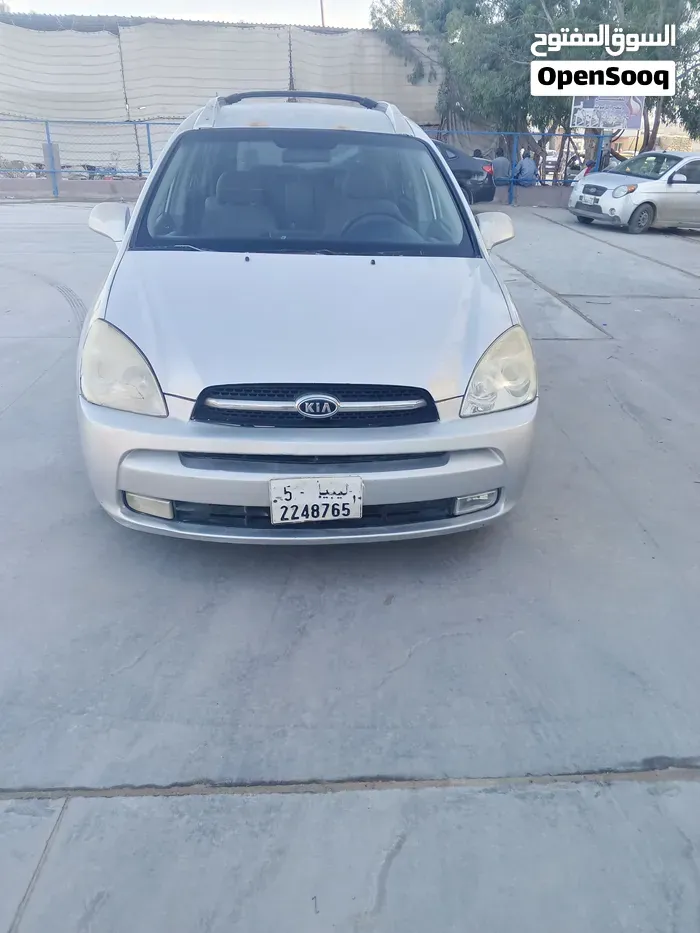 Kia Carens