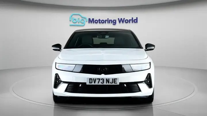 Vauxhall Astra 2023 photo 3