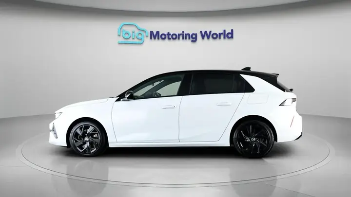 Vauxhall Astra 2023 photo 5