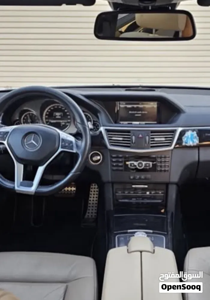 Mercedes-Benz E300 2013 photo 2