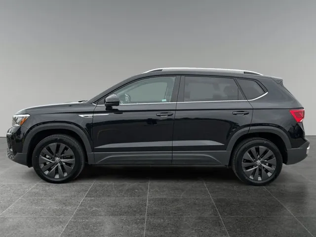 Volkswagen Taos 2024 photo 2