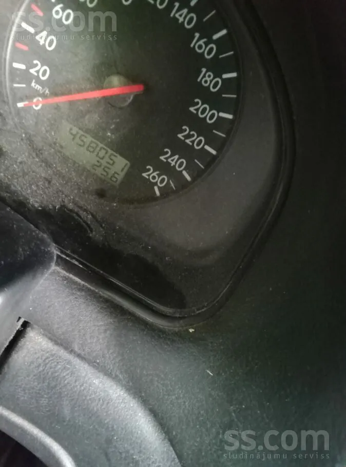 Volkswagen Passat 2000 photo 4