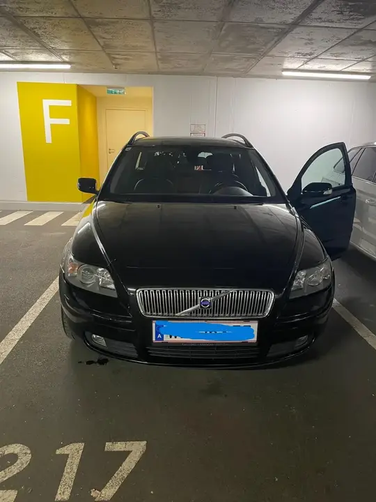 Volvo V50