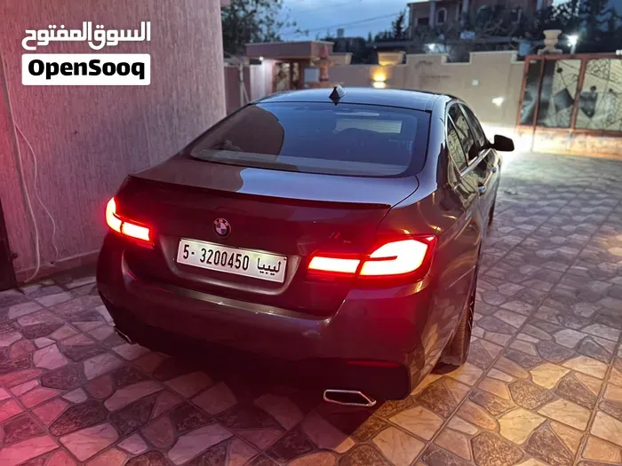 BMW 5 Series 2023 photo 4