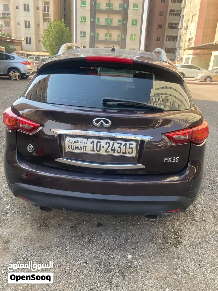 Infiniti Fx35 2010 photo 3