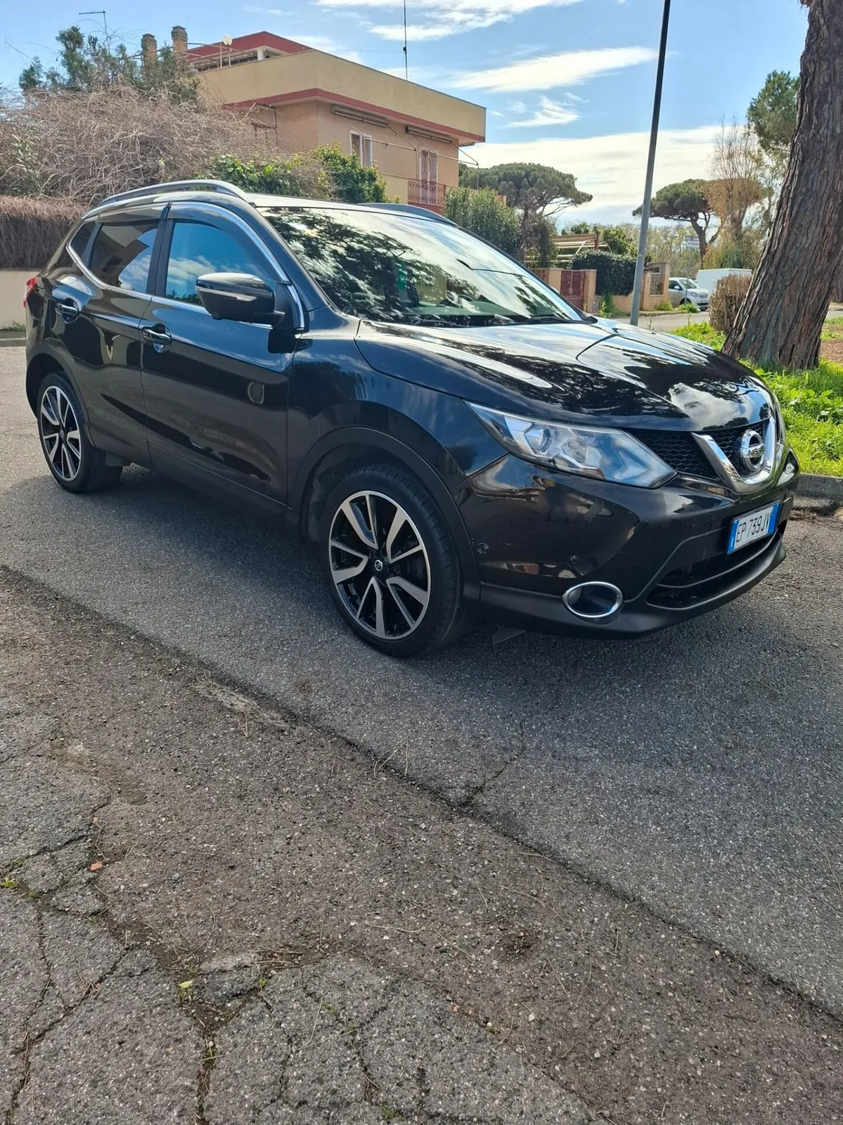 Nissan Qashqai 2014 photo 3