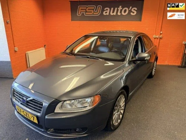 Volvo S80