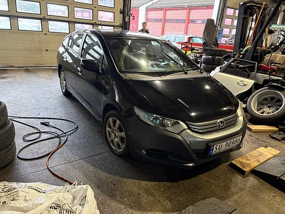 Honda Insight 2010 photo 2