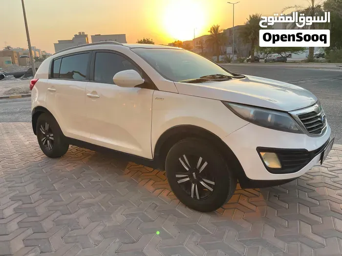 Kia Sportage 2012 photo 2