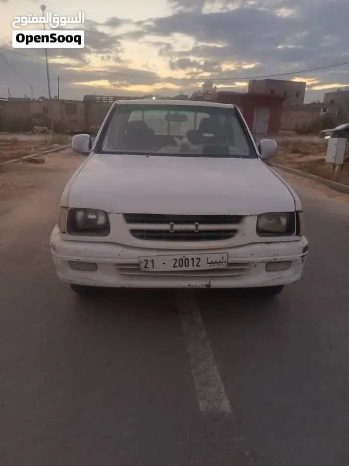 Toyota Hilux 2003 photo 3