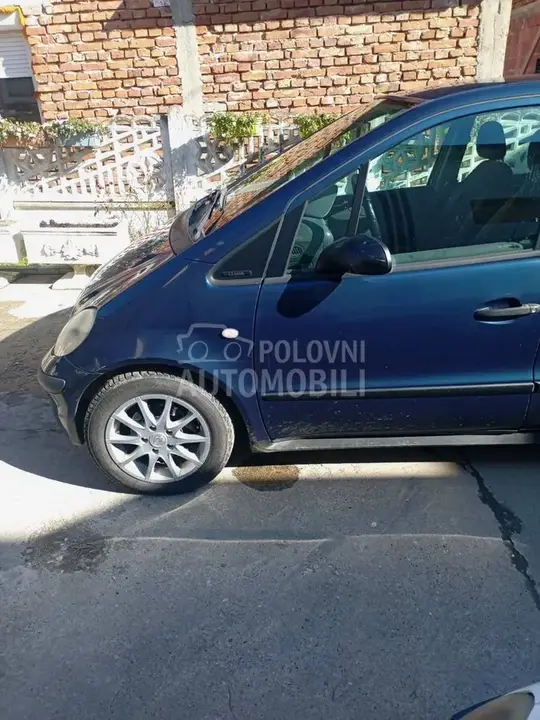 Mercedes-Benz A 170 2002 photo 2