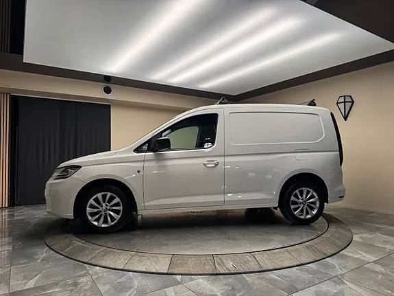 Volkswagen Caddy 2022 photo 2