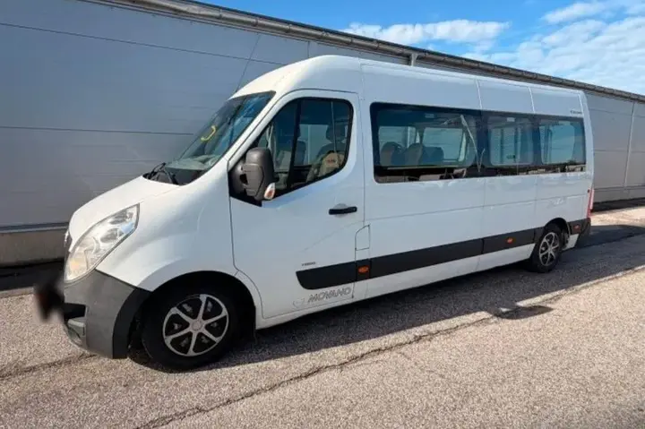 Opel Movano