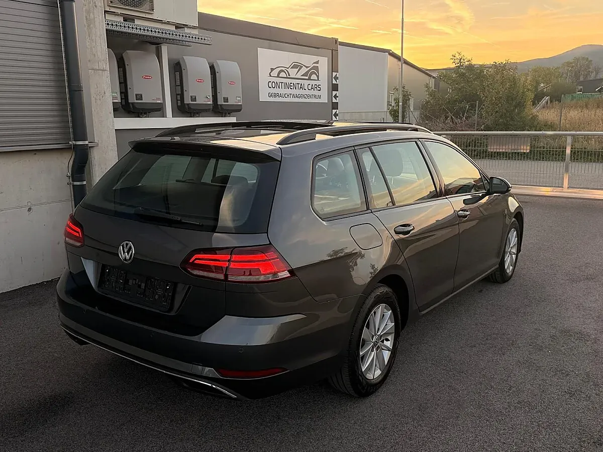 Volkswagen Golf 2019 photo 3