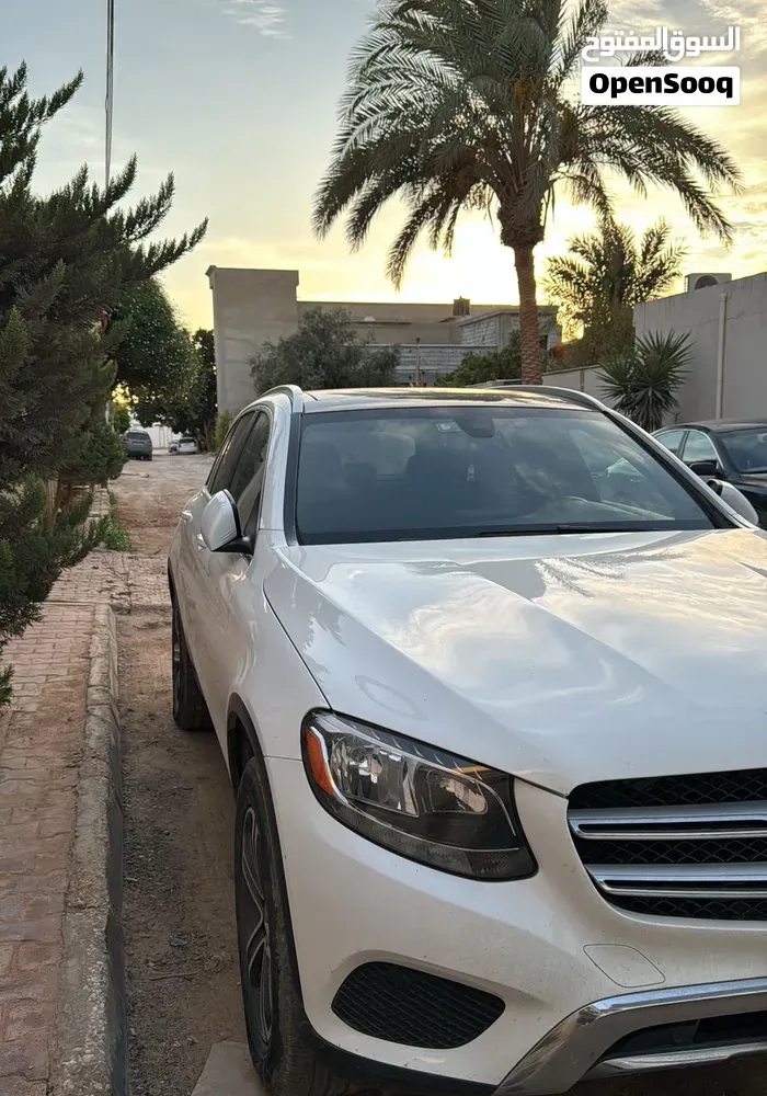 Mercedes-Benz Glc-Class 2018 photo 3