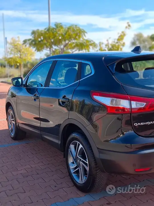 Nissan Qashqai 2015 photo 2
