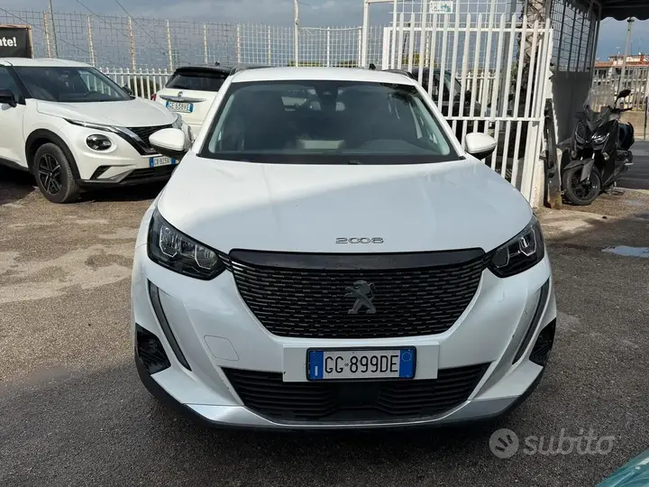 Peugeot 2008 2021 photo 2