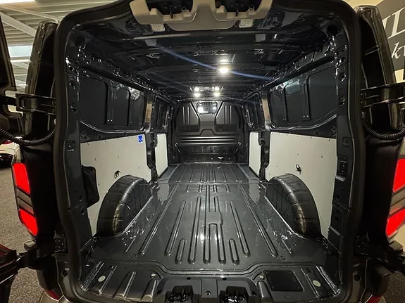 Ford Transit Custom 320L 2026 photo 5
