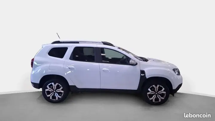 Dacia Duster 2022 photo 4