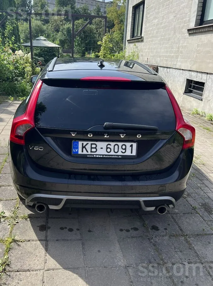 Volvo V60 2011 photo 3