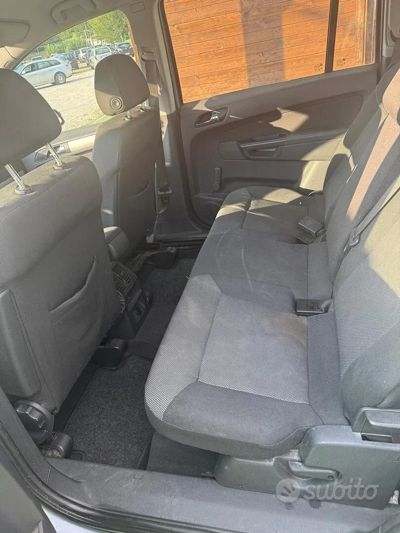 Opel Zafira 2009 photo 5
