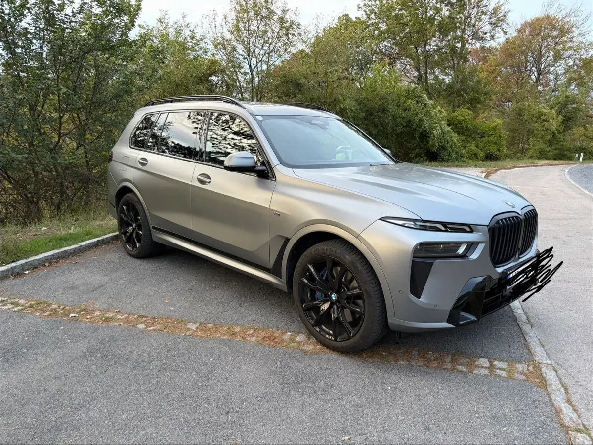 BMW X7