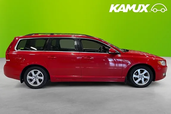 Volvo V70 2013 photo 2