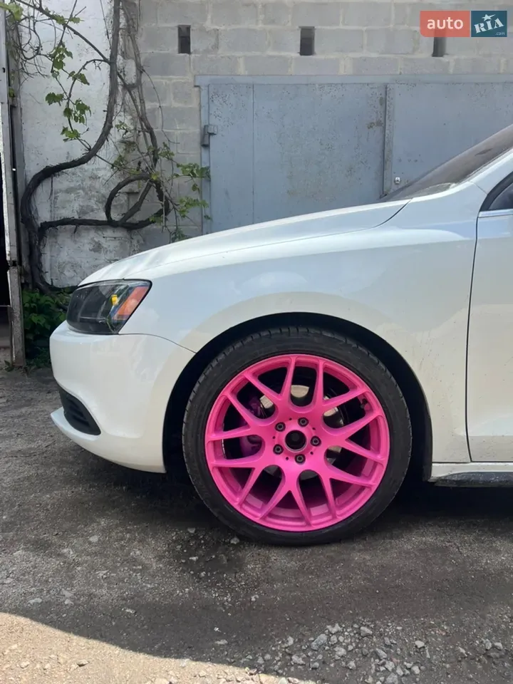 Volkswagen Jetta 2013 photo 3