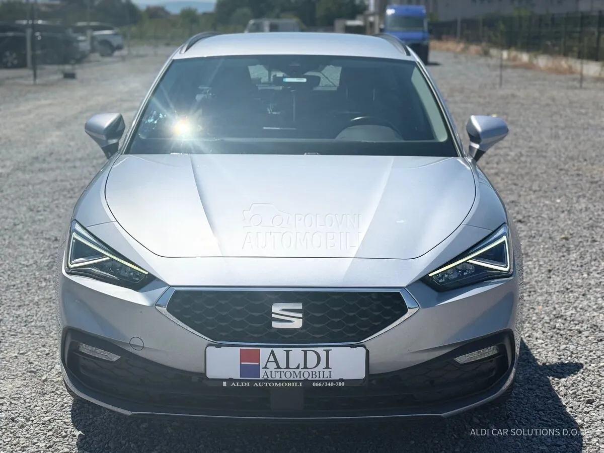 Seat Leon 2024 photo 2