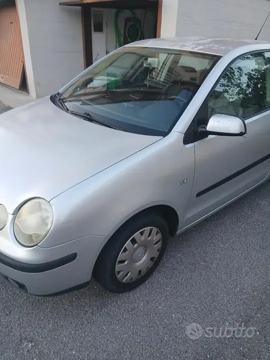 Volkswagen Polo 2002 photo 4
