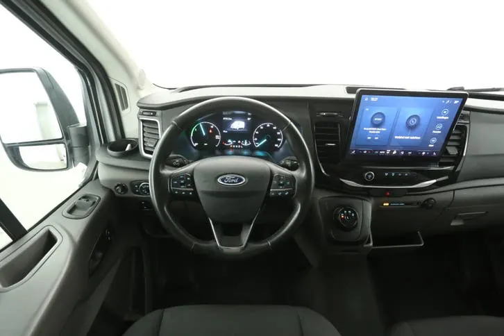 Ford E-Transit 2023 photo 2
