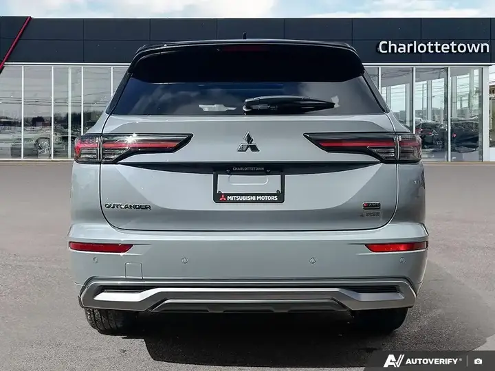 Mitsubishi Outlander 2026 photo 5