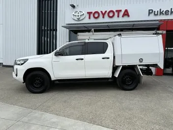 Toyota Hilux 2022 photo 3