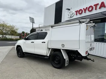Toyota Hilux 2022 photo 4