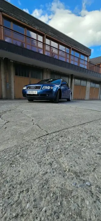 Audi A4 2004 photo 3