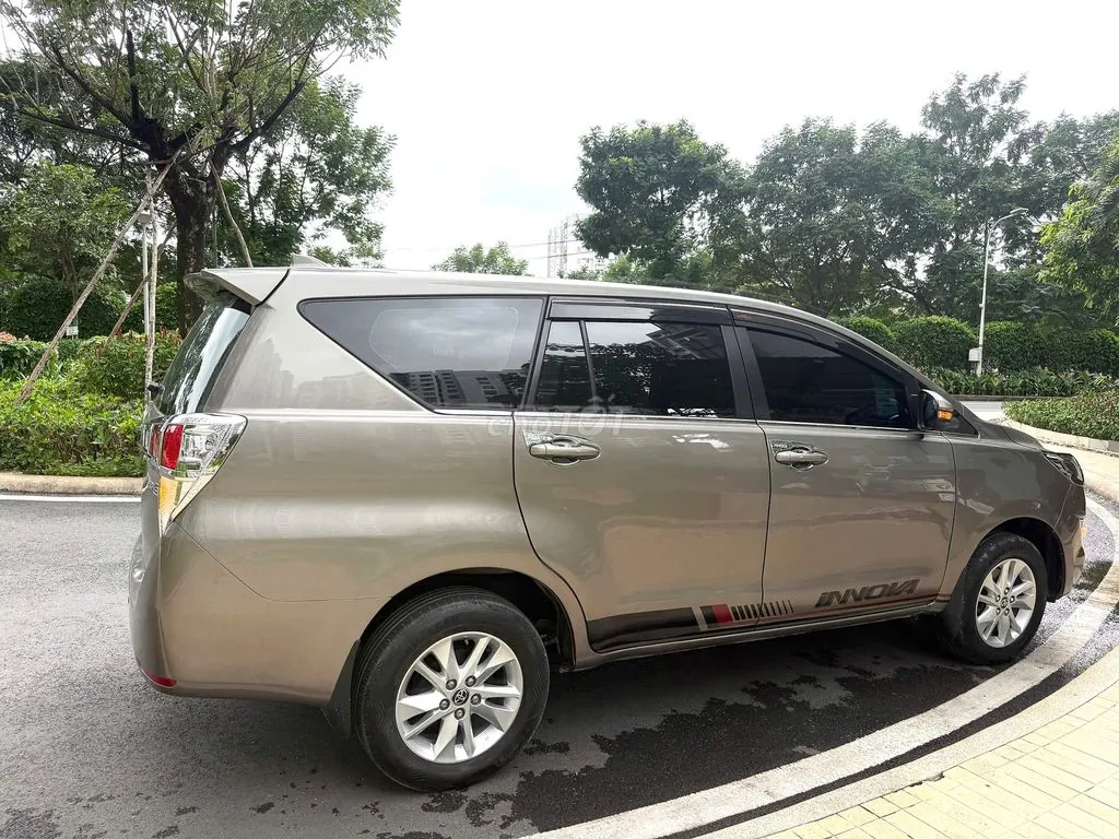 Toyota Innova 2019 photo 5
