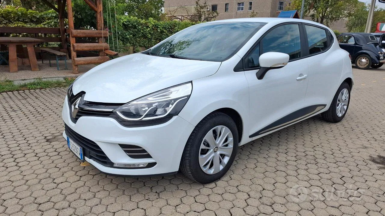 Renault Clio 2018 photo 2