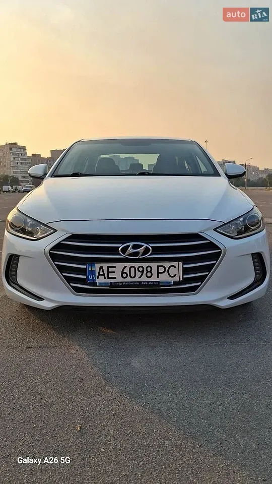 Hyundai Elantra