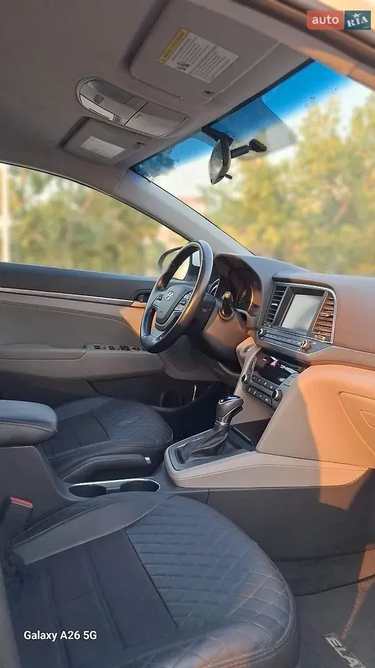 Hyundai Elantra 2016 photo 2