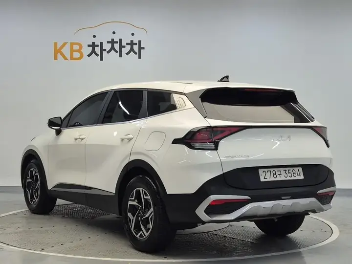 Kia Sportage 2022 photo 2