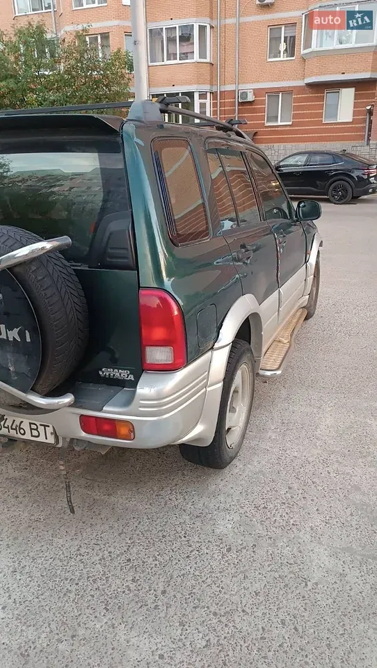 Suzuki Grand Vitara 1999 photo 2