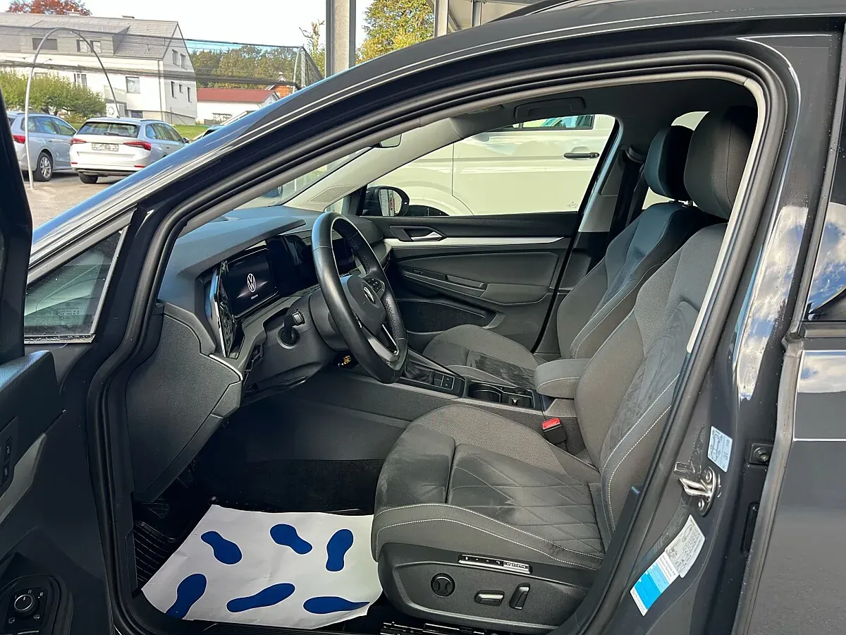 Volkswagen Golf 2022 photo 3
