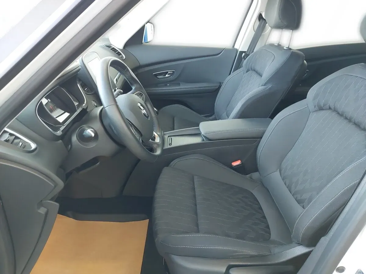 Renault Scenic 2020 photo 3