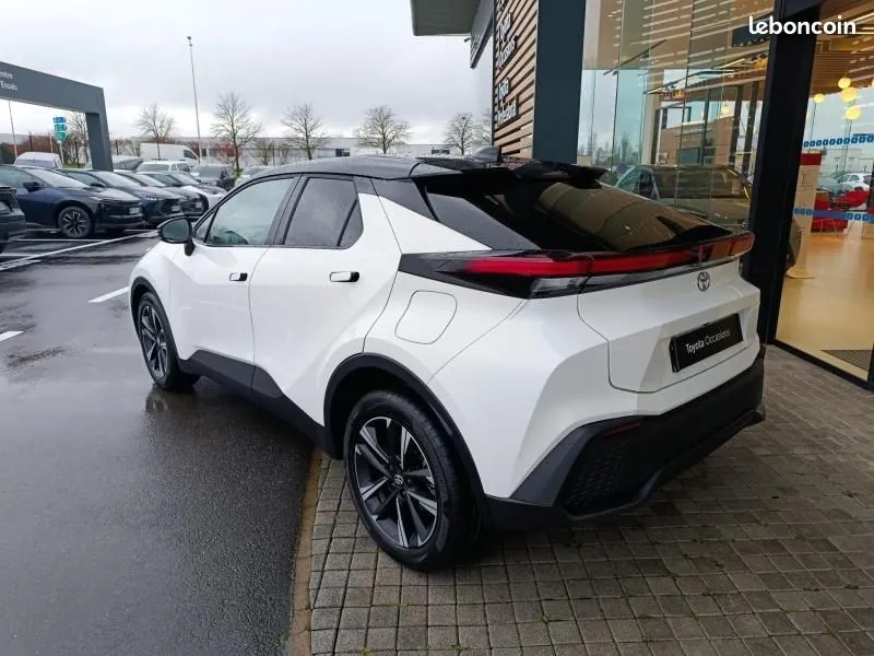 Toyota C-Hr 2026 photo 3