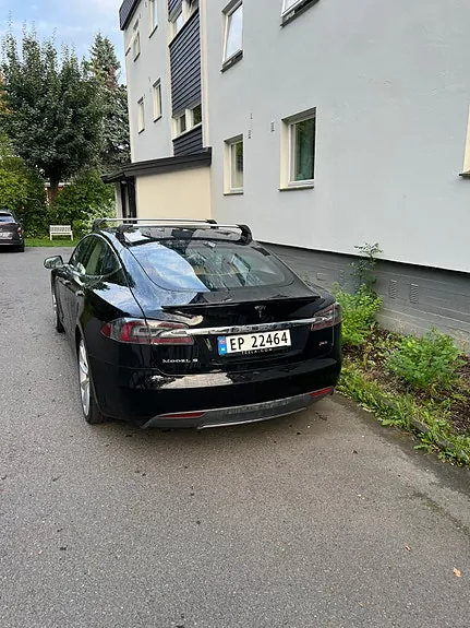 Tesla Model S 2014 photo 2