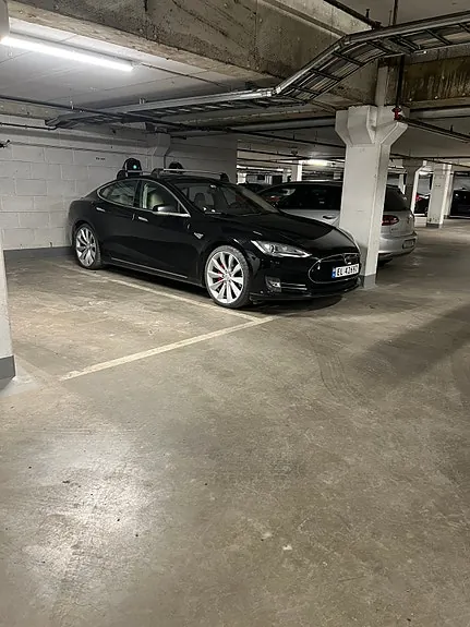 Tesla Model S 2014 photo 5