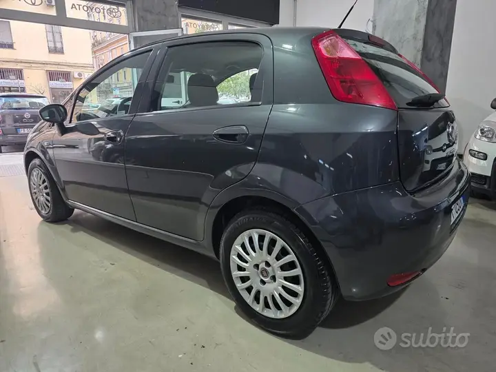 Fiat Punto 2016 photo 2