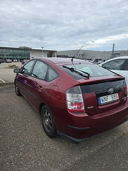 Toyota Prius 2005 photo 2