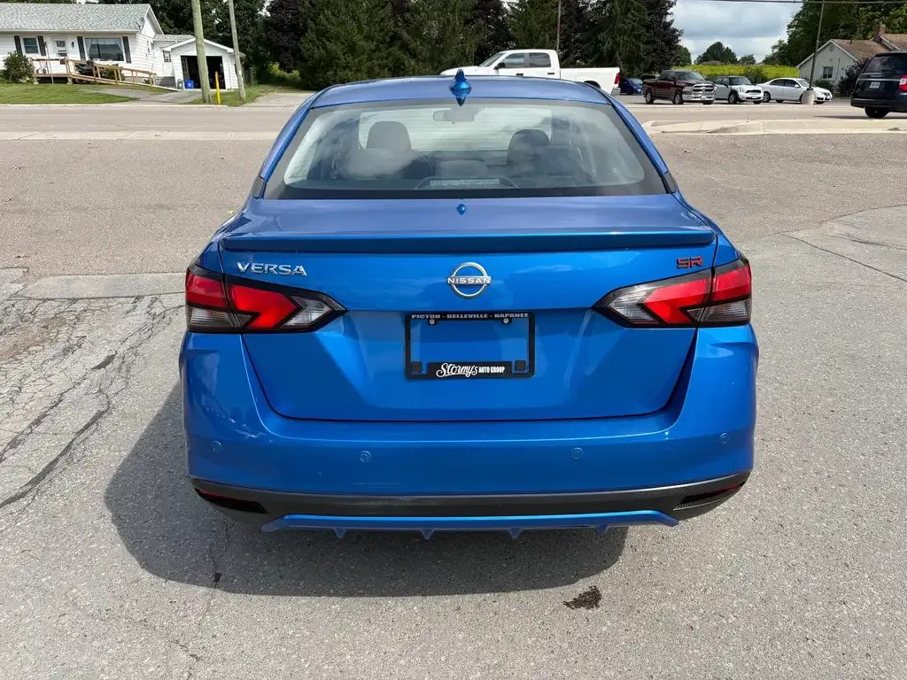 Nissan Versa 2023 photo 4