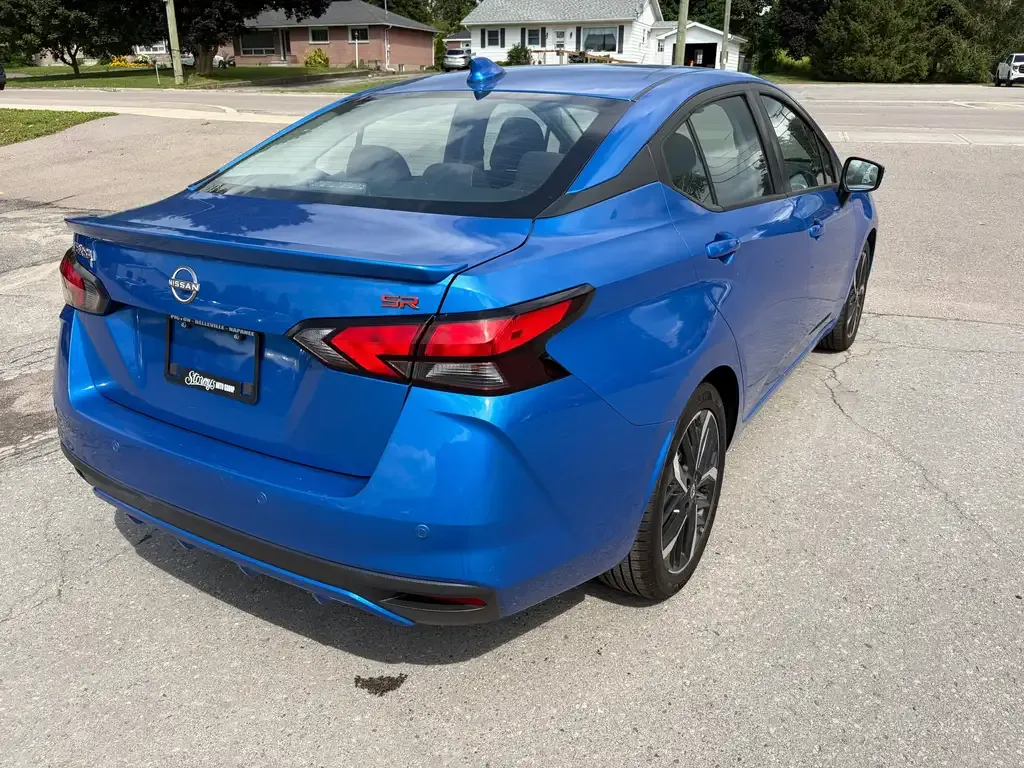 Nissan Versa 2023 photo 5